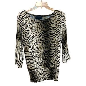 Isabella Rodriguez Striped Blouse. L